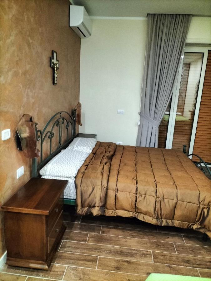 La Dimora Di Alex Apartman Nápoly Kültér fotó